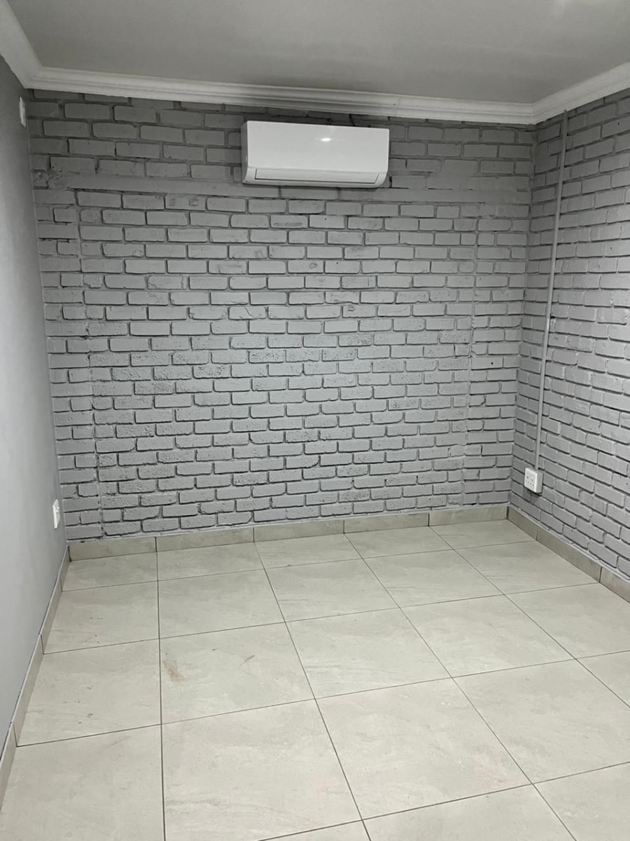 To Let 1 Bedroom Property for Rent in Kathu Northern Cape